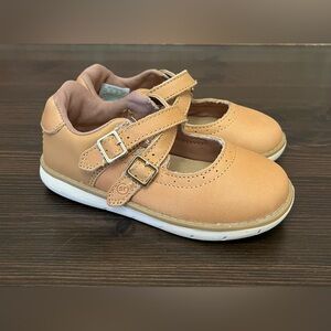 Stride Rite Mary Jane Shoes 8 Tan